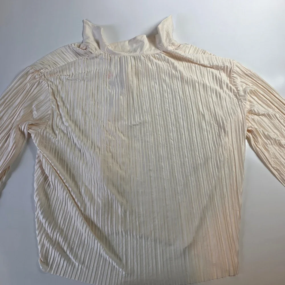 Commense Cream Pleated Plisse Button Down Shirt Long Sleeve Blouse Size M NEW - Picture 8 of 12